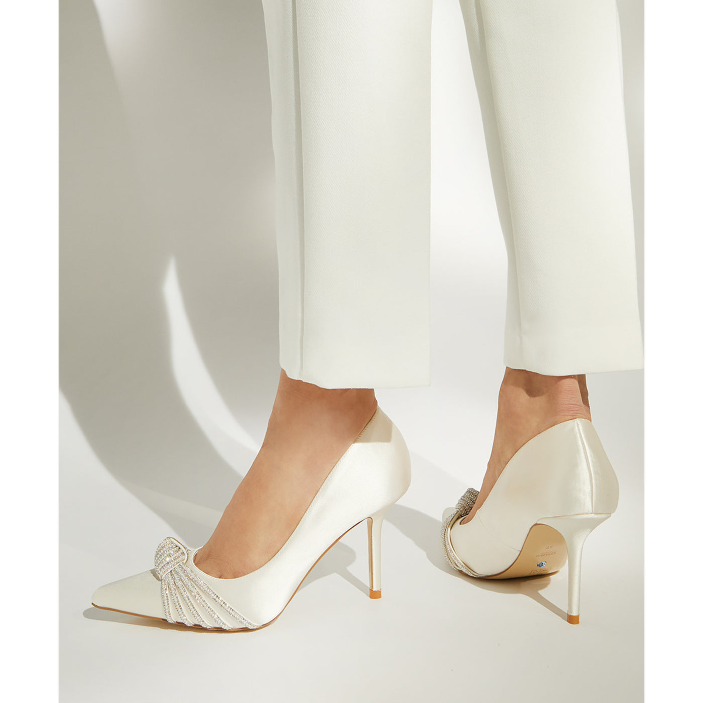 BEAUTIES - IVORY