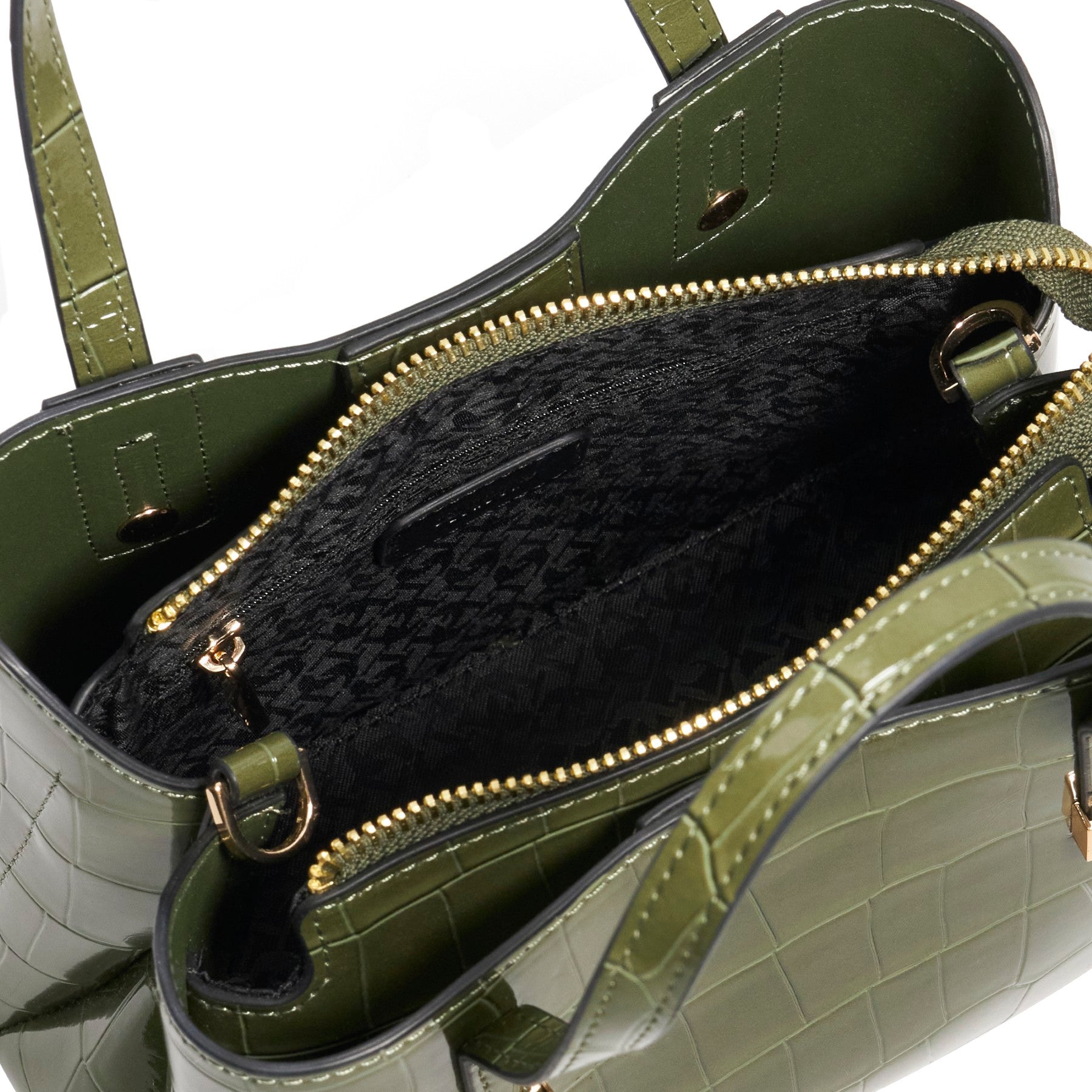 DOMINANTLY - GREEN